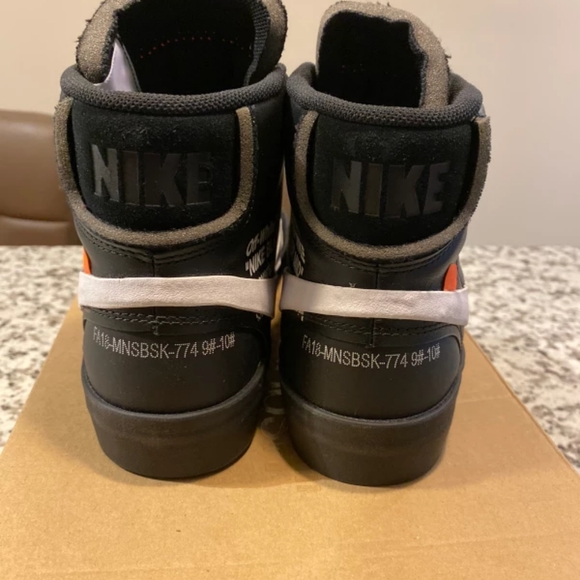 Off White Nike Grim Reapers Size 10 DS - Picture 4 of 7